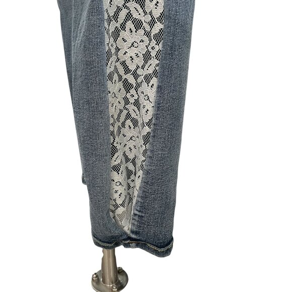 Women's Blue Jeans with Lace Detail - Picture 8 of 12